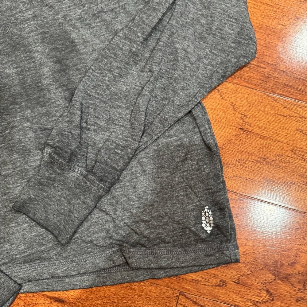 FP Movement by Free People Keep Rolling Long Sleeve gray  Logo Top S - Picture 2 of 6
